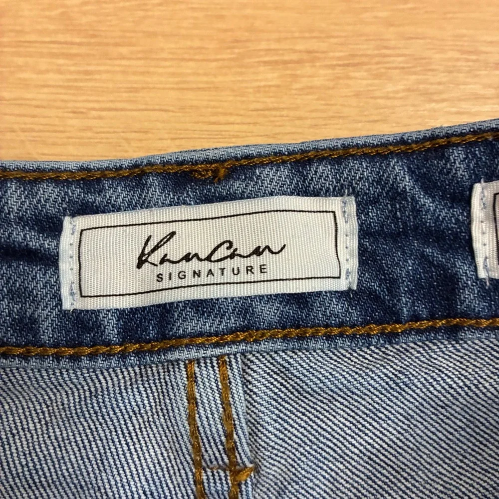 KanCan Signature 90s Straight Rhinestone Embellished Jeans Blue VBK2073S 25